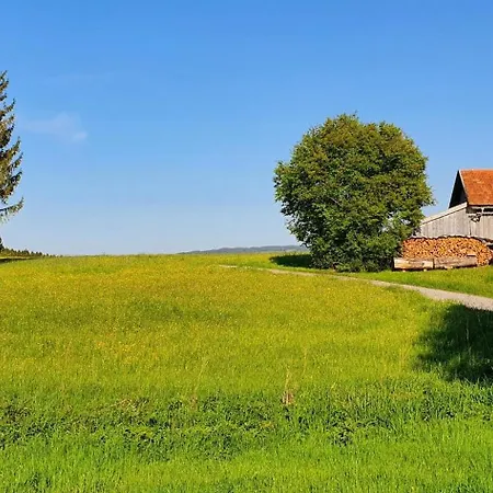 Am Hochbergle Haus 144 *
